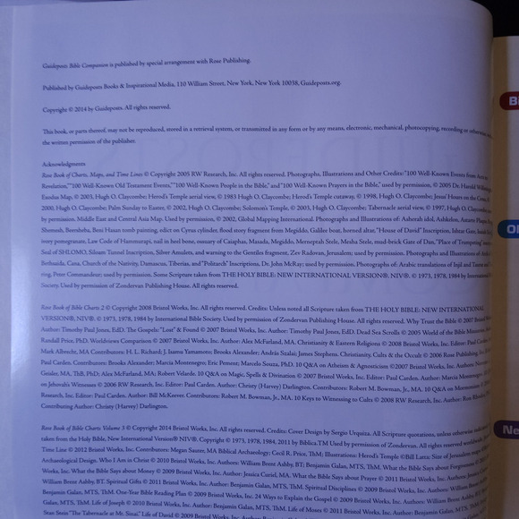 Guideposts Bible Companion Answers and Insights into Gods Word Book - Picture 3 of 4